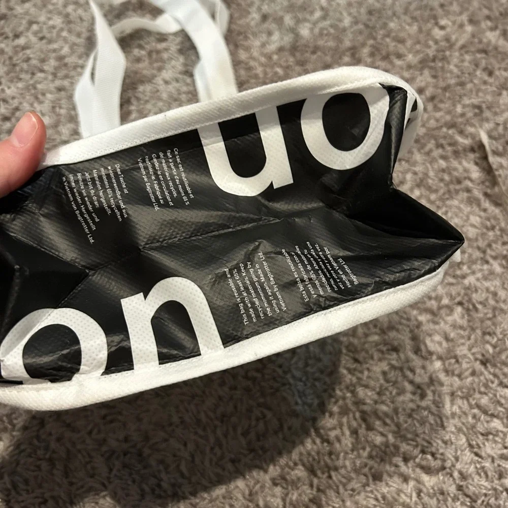 Lululemon Reusable Shopping Tote Bag White Black Logo‎ Snap Closure